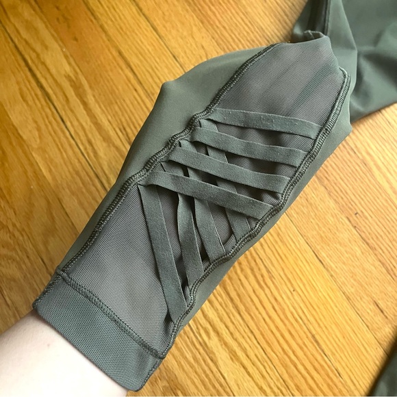 LULULEMON Minimalist Crop Mesh Leggings in Fatigue Green Size 4 - Picture 6 of 9